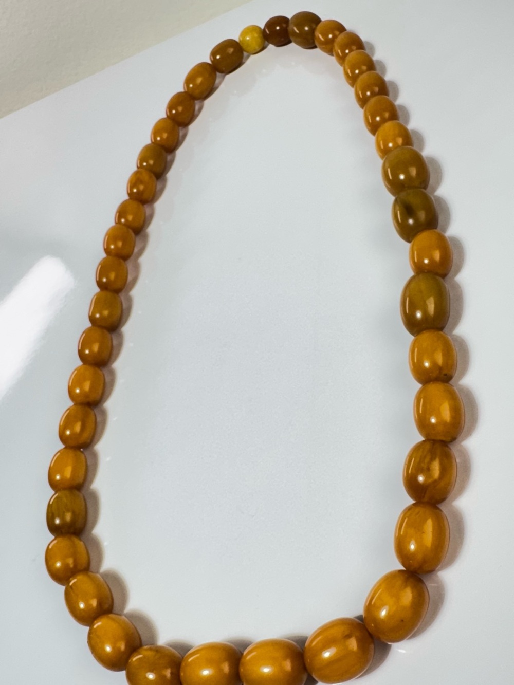 Vintage Butterscotch Bakelite Graduated Bead Necklace